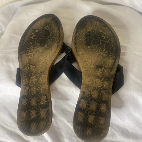 LOT OF SANDALS SIZE 8 - Picture 3 of 9